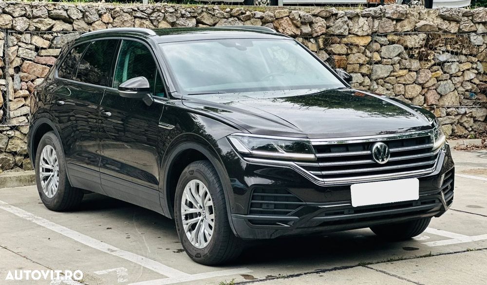 Volkswagen Touareg - 2