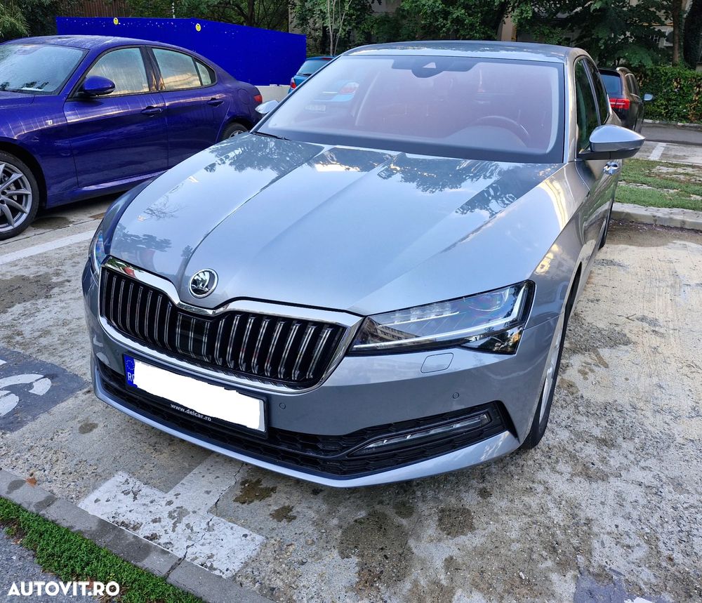 Skoda Superb 2.0 TDI DSG Ambition - 2
