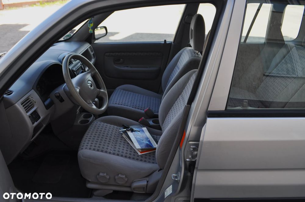 Mazda Demio - 21