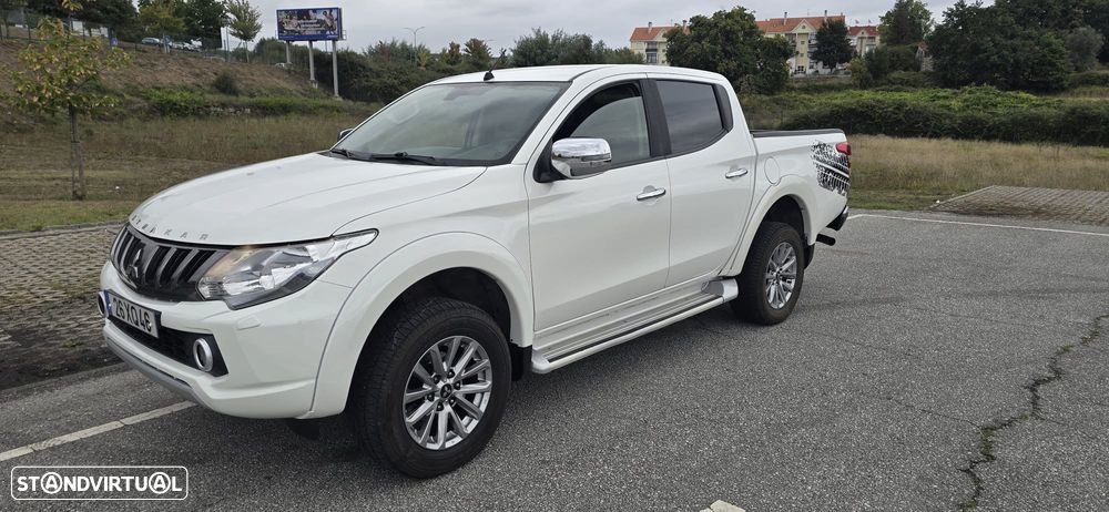 Mitsubishi L200 2.4 DI-D CD Strakar 4WD - 2