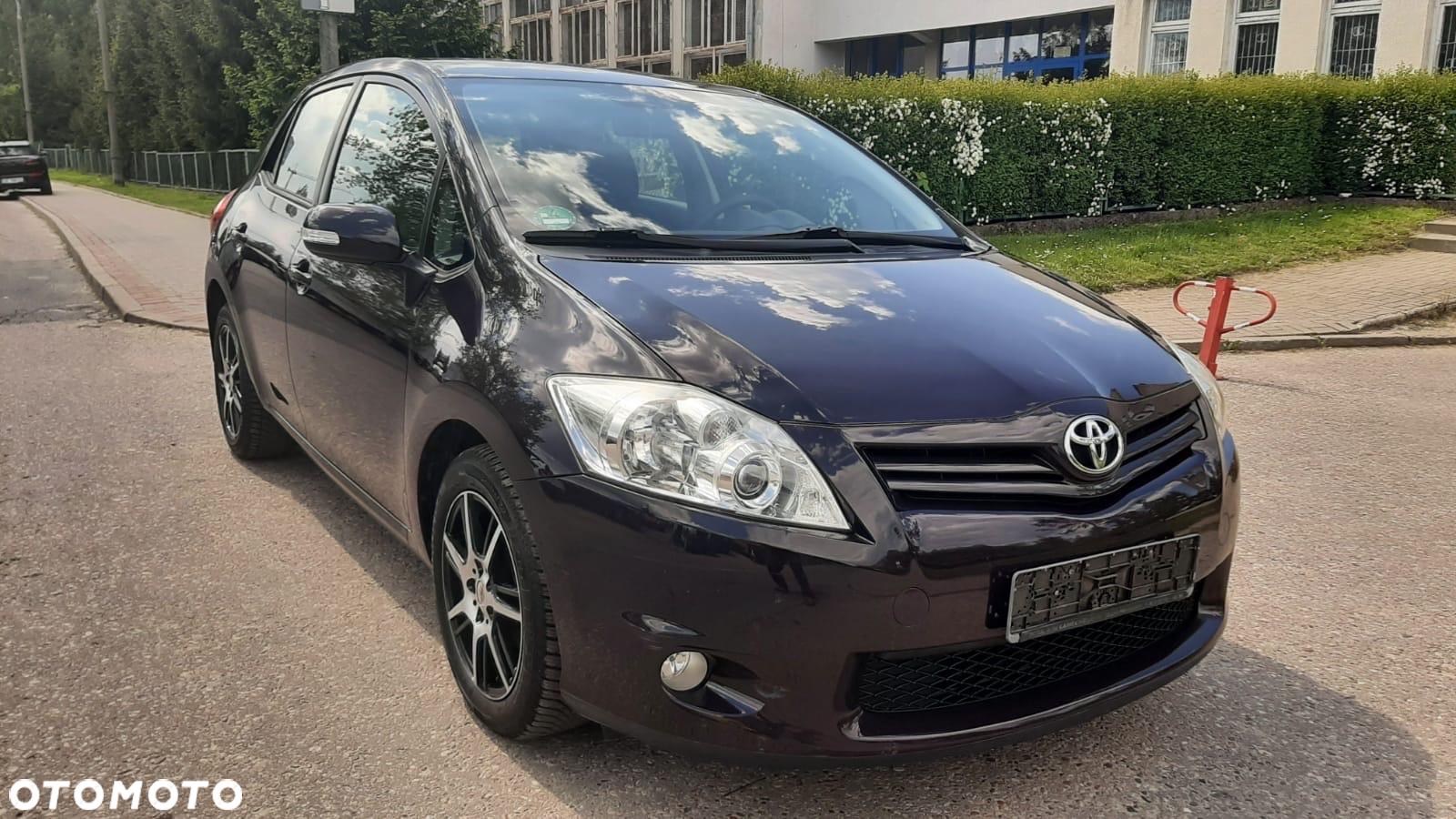 Toyota Auris 1.33 Dual-VVT-i Cool - 2
