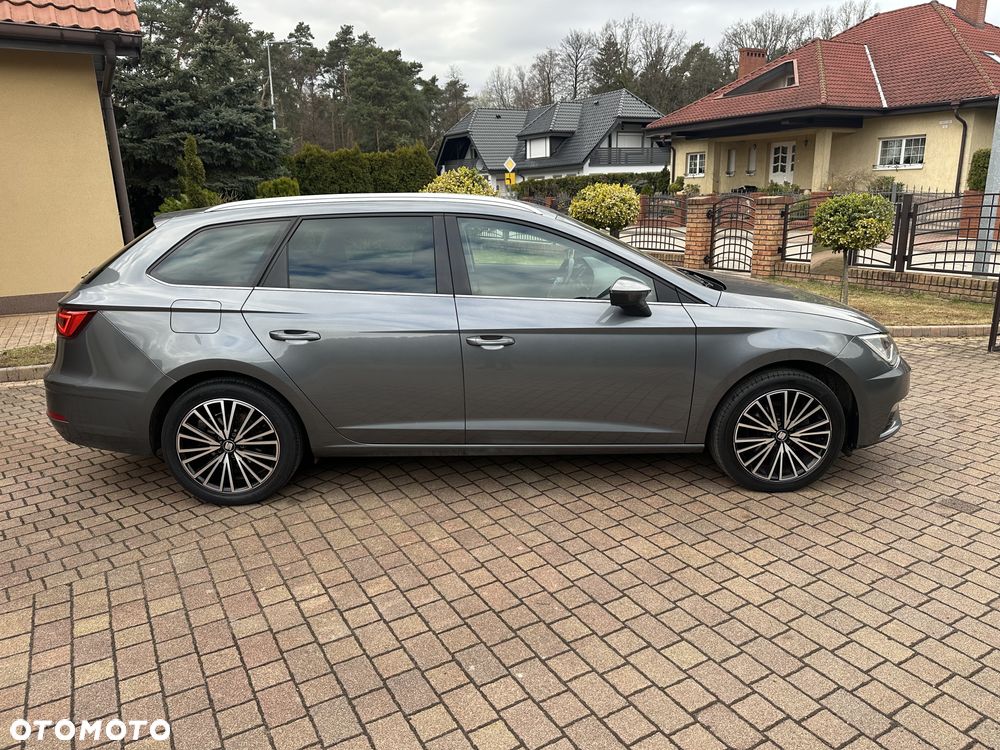 Seat Leon 2.0 TDI DPF DSG Xcellence - 3