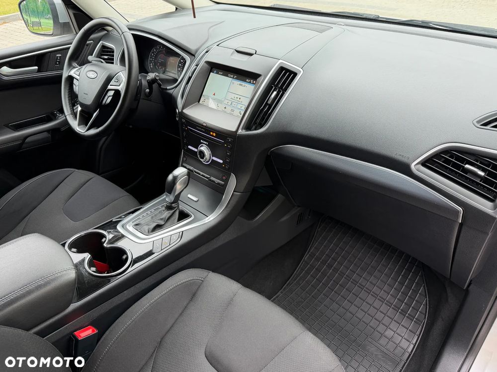 Ford S-Max 2.0 TDCi 4WD Titanium PowerShift - 17