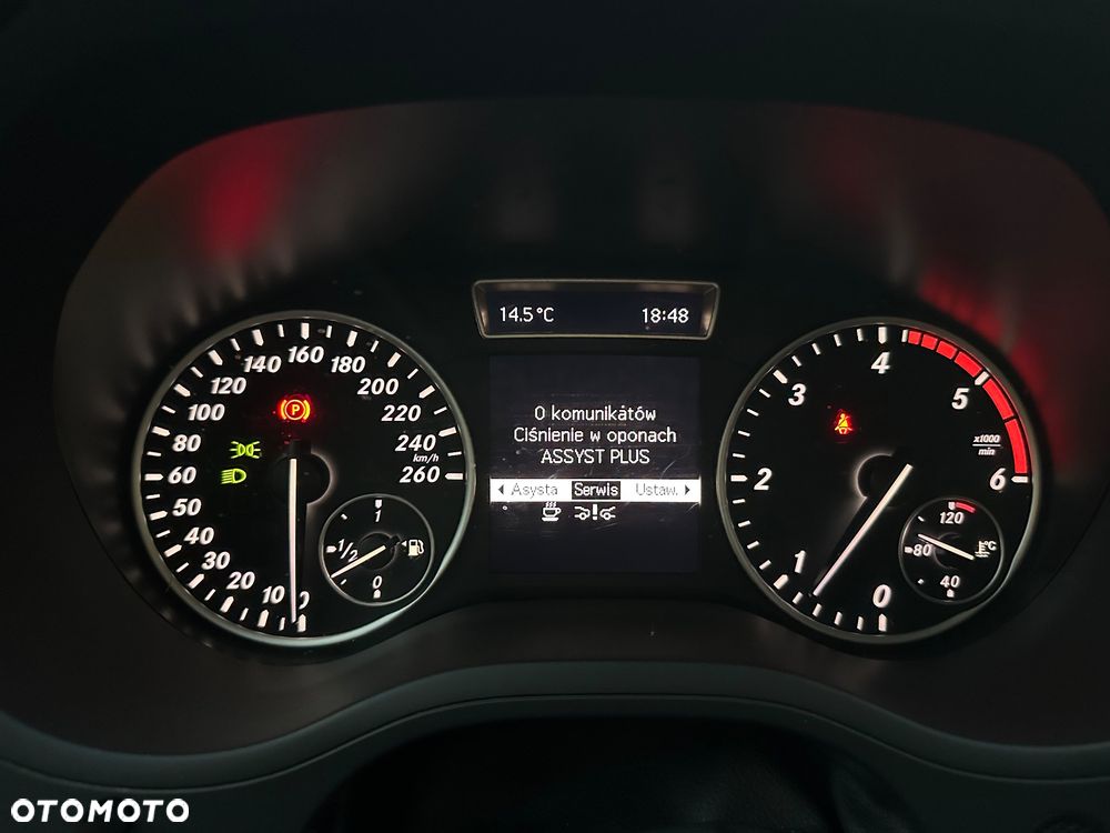 Mercedes-Benz Klasa B 180 CDI BlueEFFICIENCY Edition 1 - 37
