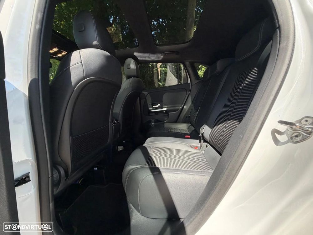 Mercedes-Benz GLA 250 e 8G-DCT Special Edition - 50