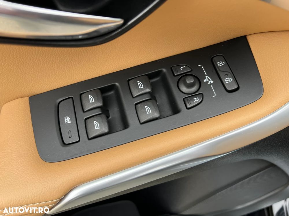 Volvo V40 D2 Inscription - 17