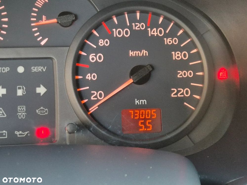 Renault Clio - 19