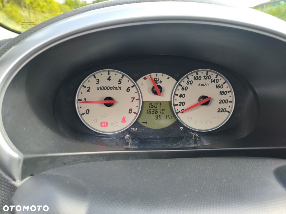 Nissan Micra 1.6 - 17