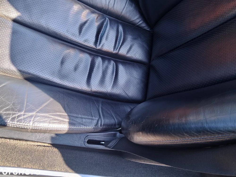 Mercedes-Benz SL - 23