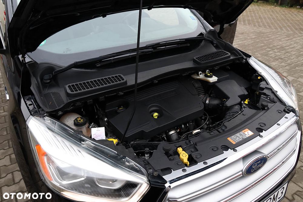 Ford Kuga 2.0 TDCi 4x4 Titanium - 38