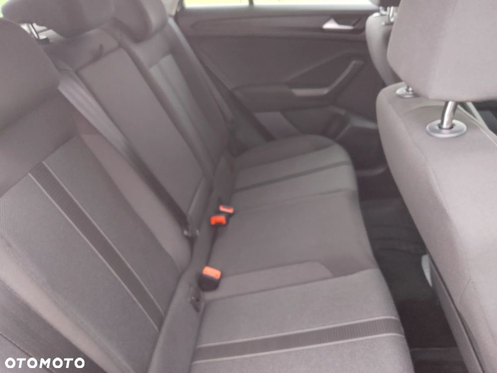 Volkswagen T-Roc 1.5 TSI Life - 19