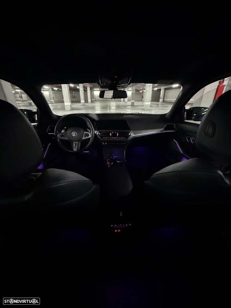 BMW 330 i Pack M Auto - 7