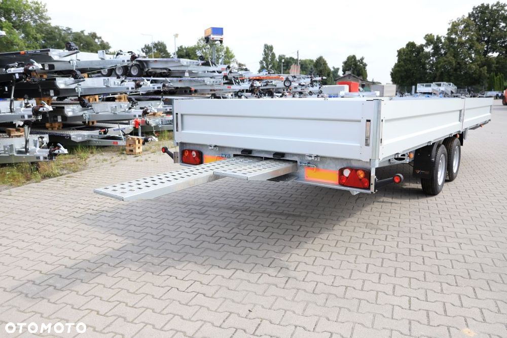 Niewiadów Boss 6.2 x 1.97 burty aluminiowe 2 osie po 1800kg koła 185R14C - 15