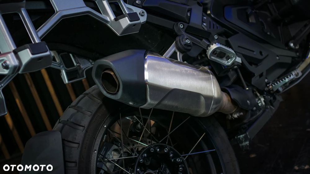 BMW R - 16