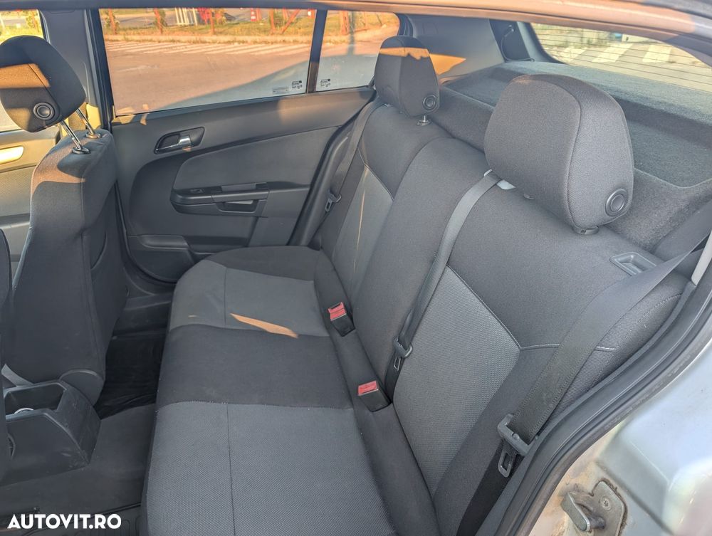 Opel Astra 1.6 Enjoy - 14