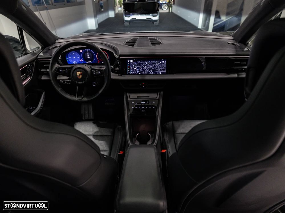 Porsche Macan Standard - 34