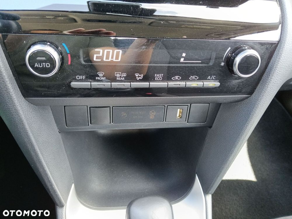 Toyota Yaris Cross Hybrid 1.5 Comfort - 20