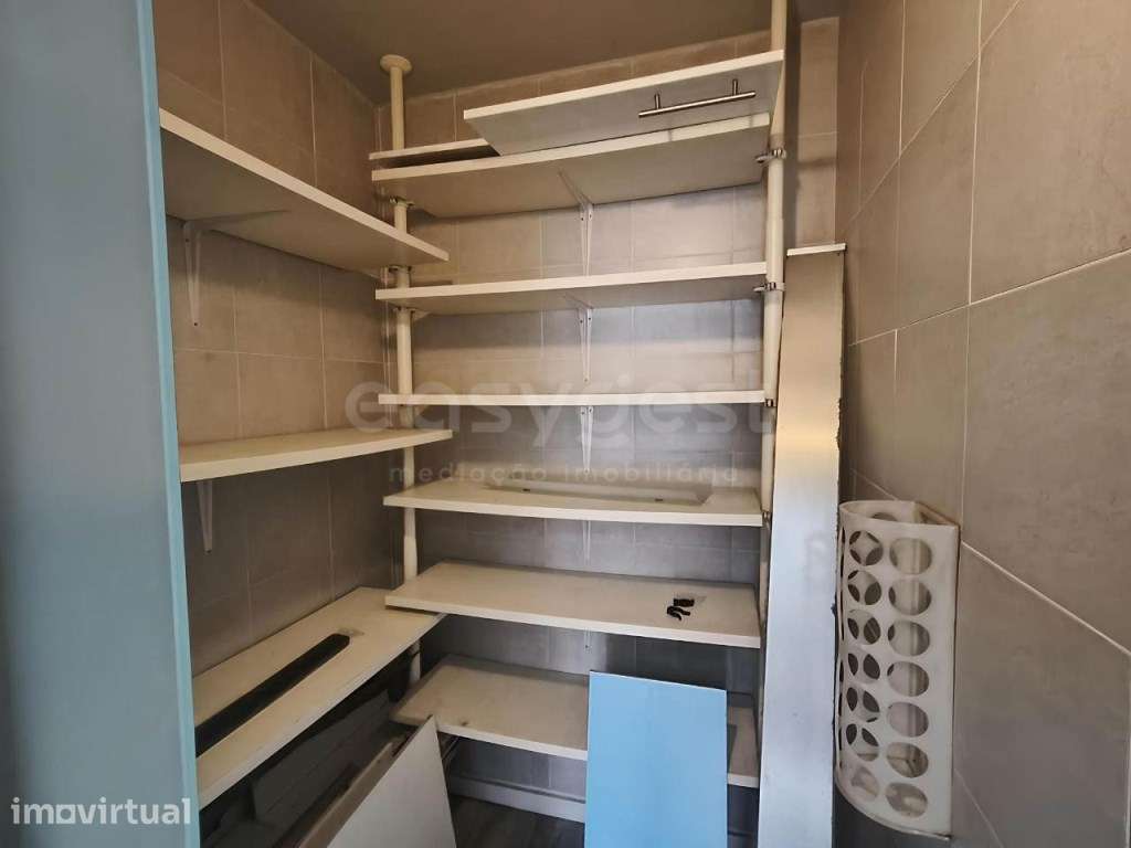 Apartamento T3 na Quinta do Conde com localização privilegiada - Grande imagem: 5/25