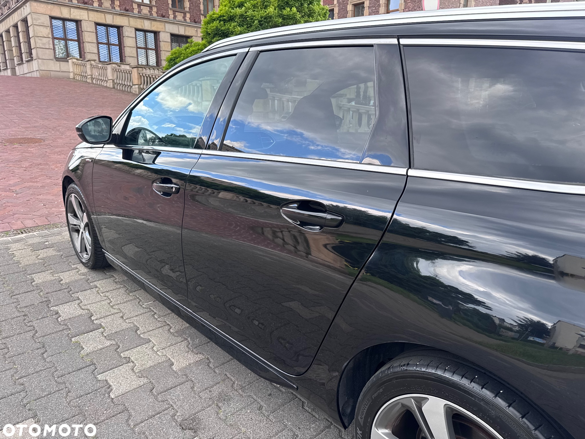 Peugeot 308 1.2 PureTech Allure S&S - 23