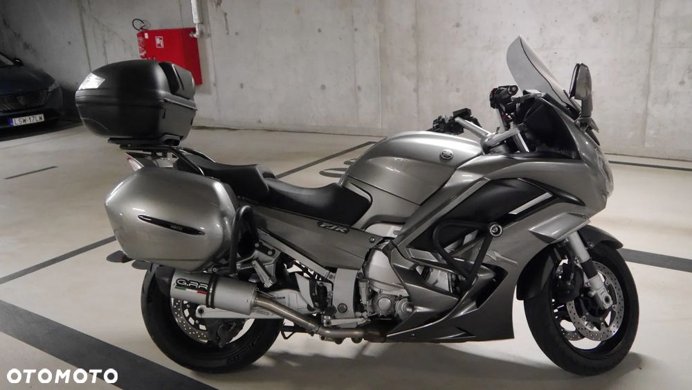 Yamaha FJR - 4