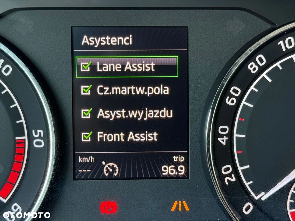 Skoda Superb 2.0 TDI 4x4 Active DSG - 22