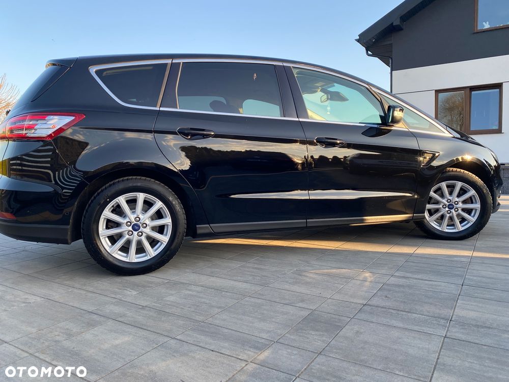 Ford S-Max 2.0 EcoBlue Titanium - 4