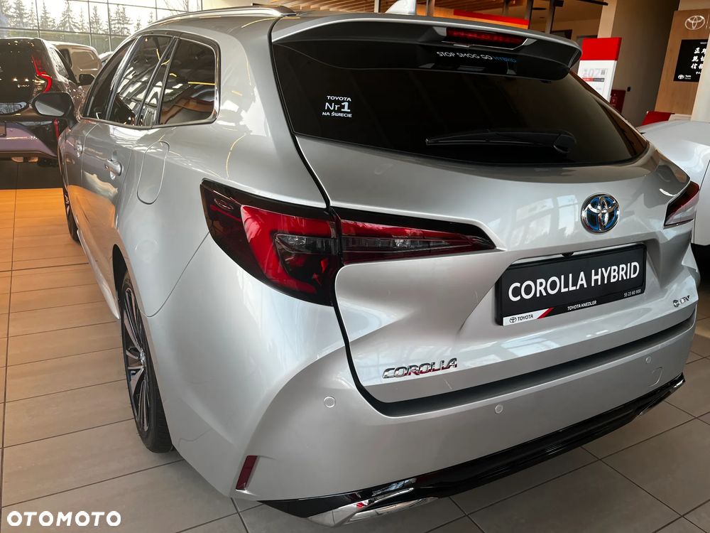 Toyota Corolla 2.0 Hybrid Style - 9