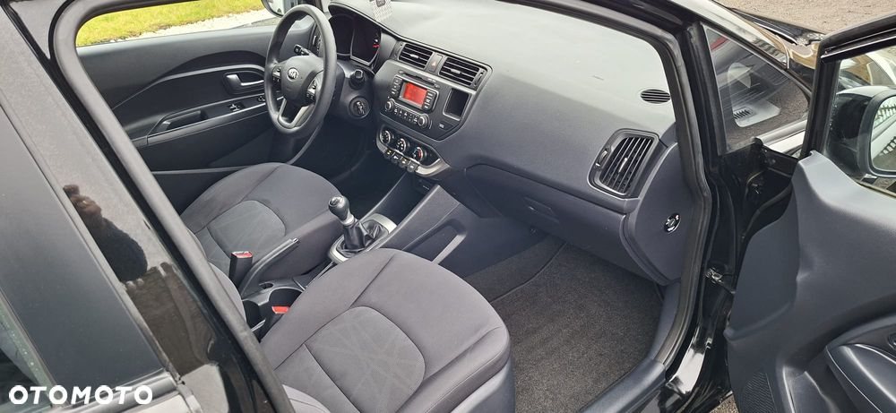 Kia Rio - 7