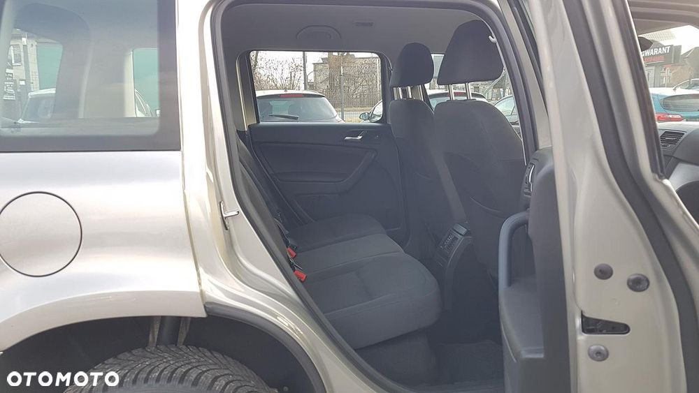 Skoda Yeti 1.2 TSI Ambition PLUS EDITION - 33