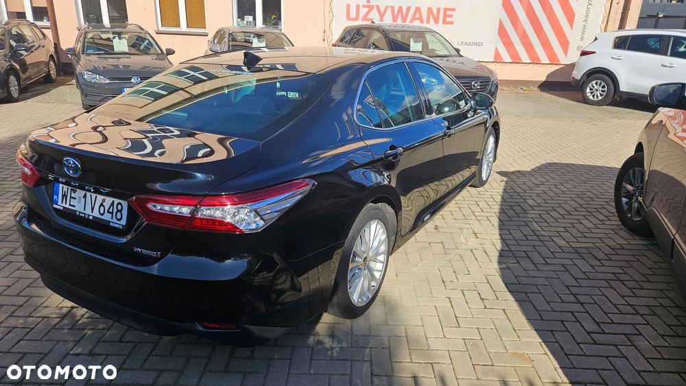 Toyota Camry 2.5 Hybrid Executive CVT - 6