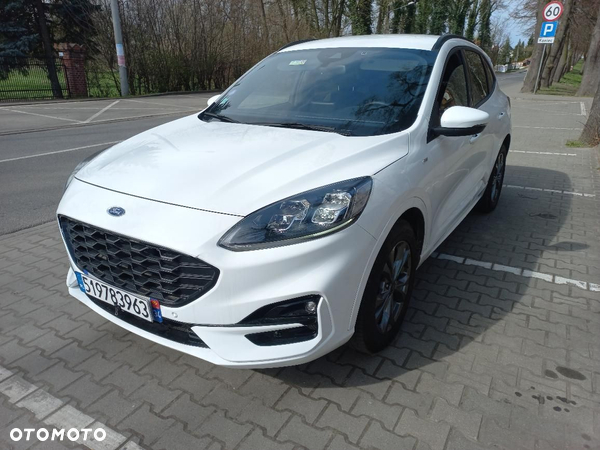 Ford Kuga 2.5 Duratec FHEV 4x4 ST-LINE