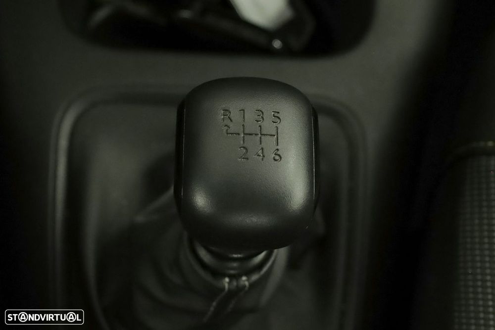 Citroën C3 1.2 PureTech Plus - 12