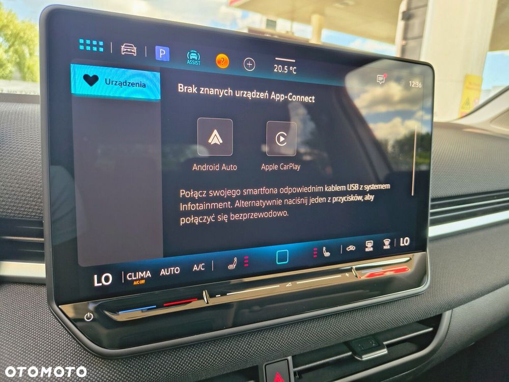 Volkswagen T-Roc 1.5 eTSI Life DSG - 14
