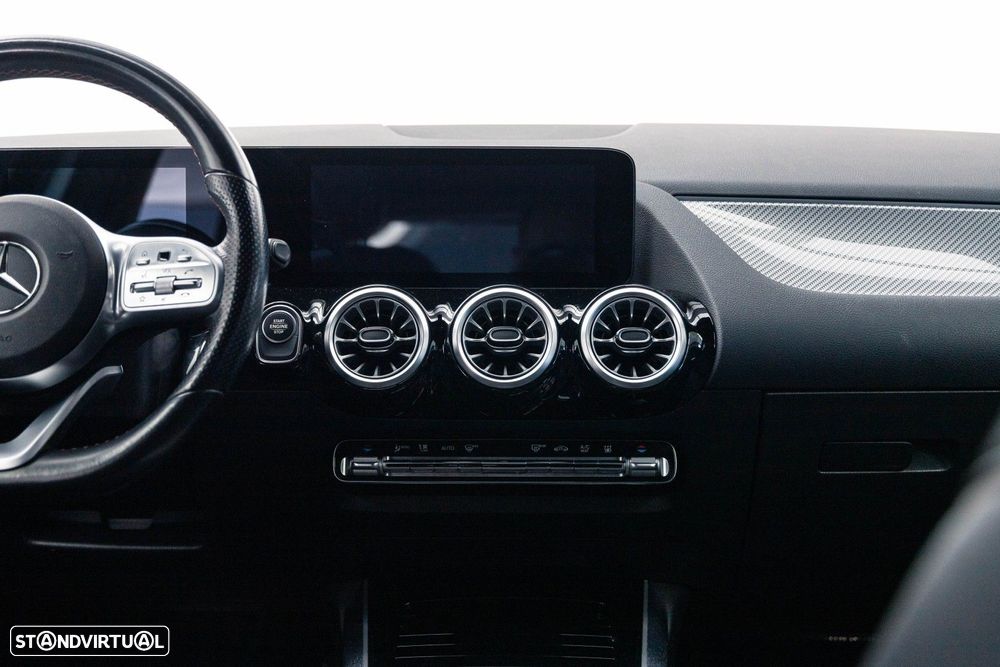 Mercedes-Benz GLA 250 e 8G-DCT AMG Line - 15
