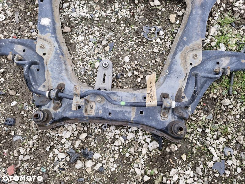 NISSAN JUKE F15 I 1 1.6 B BELKA SANKI WÓZEK ZAWIESZENIA PRZÓD - 6