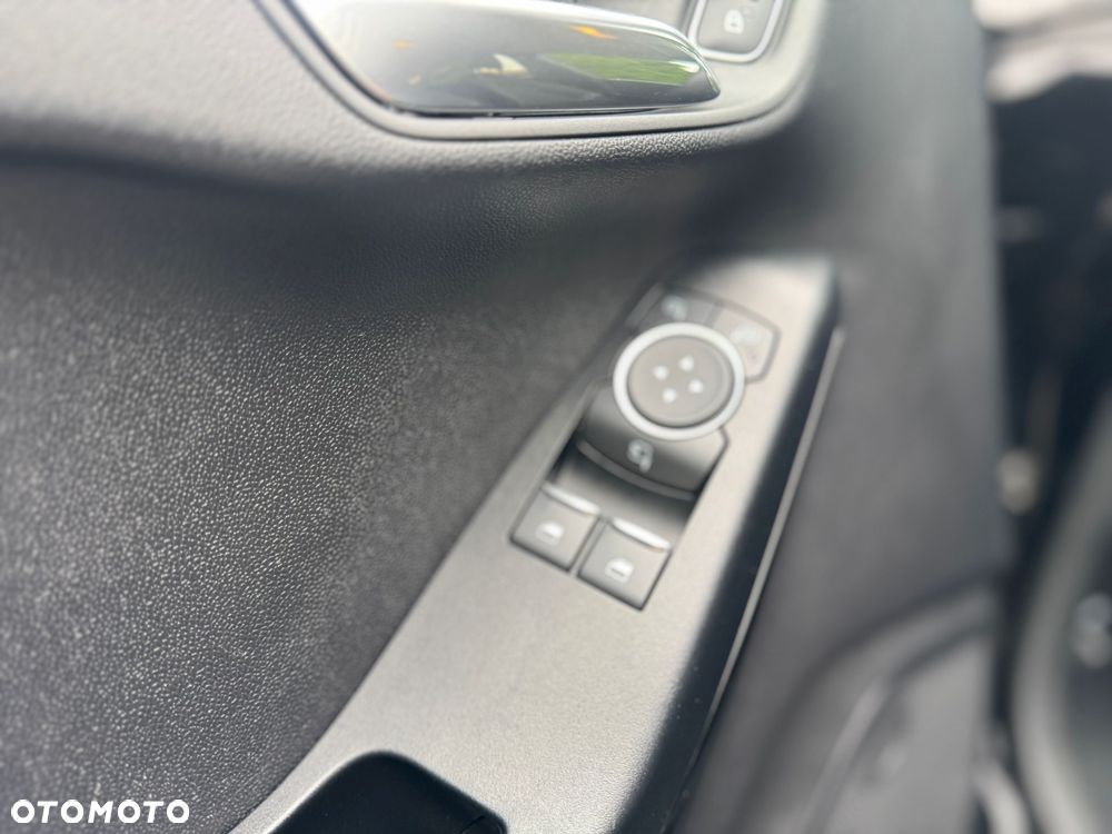 Ford Fiesta 1.0 EcoBoost Start-Stop Trend - 26