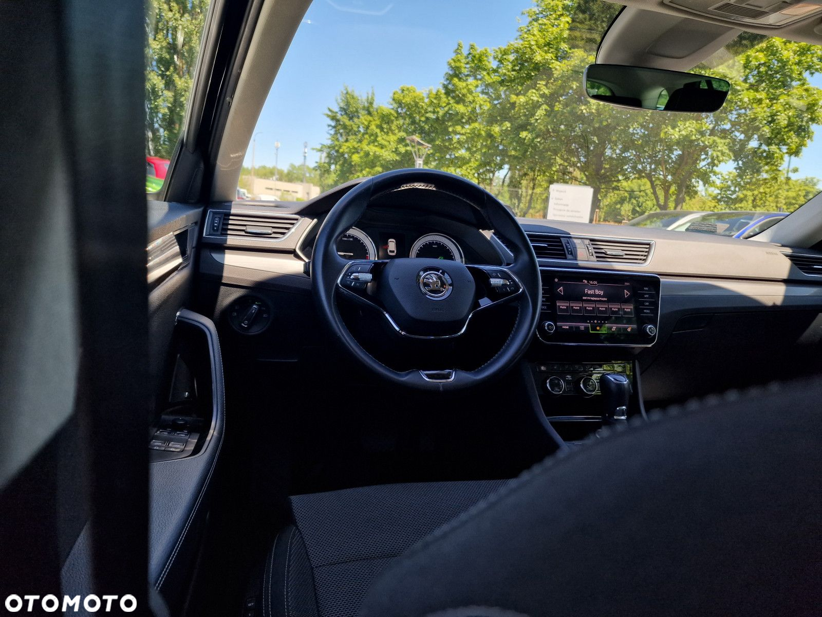 Skoda Superb 2.0 TDI Style DSG - 23