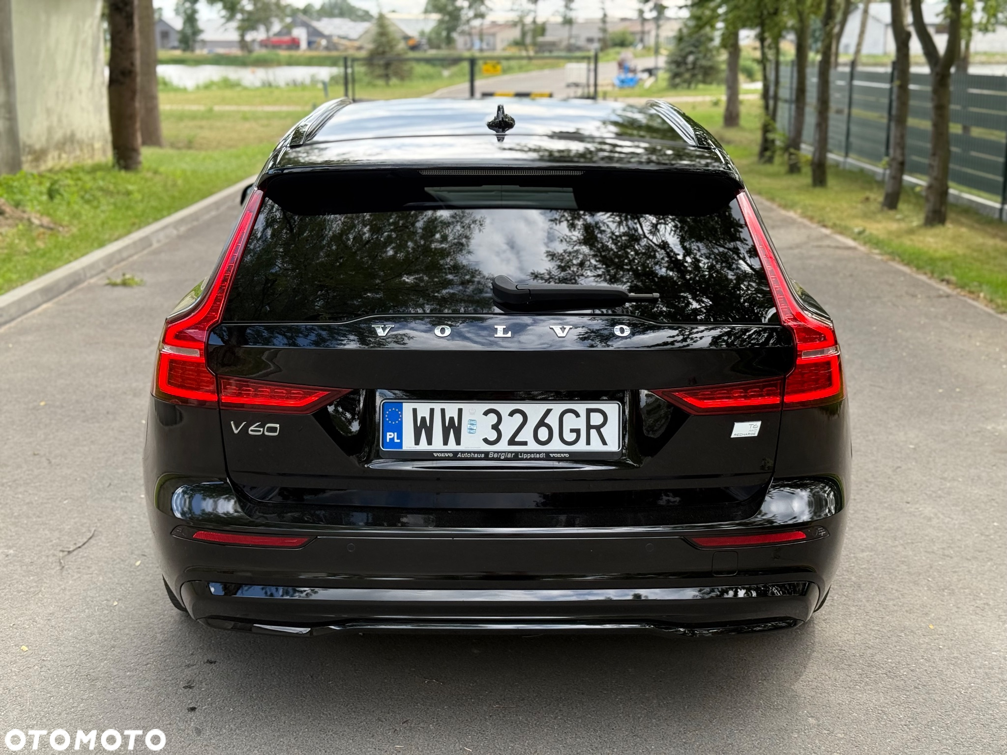 Volvo V60 T6 AWD Recharge Geartronic RDesign - 5