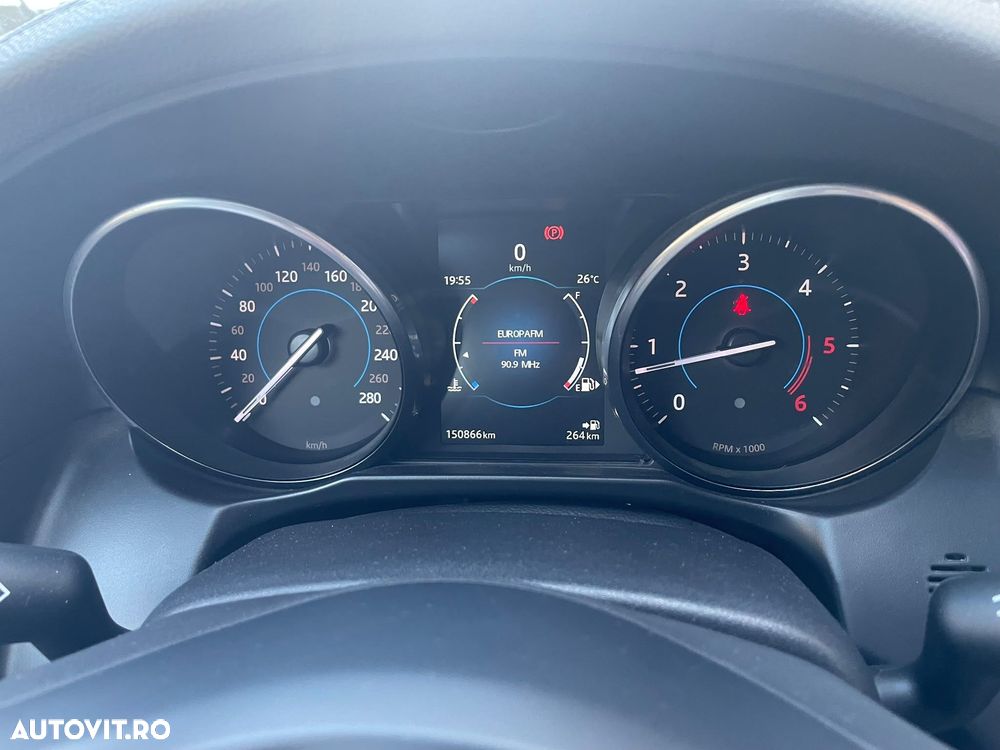 Jaguar XF 20d RWD E-Performance Prestige - 27