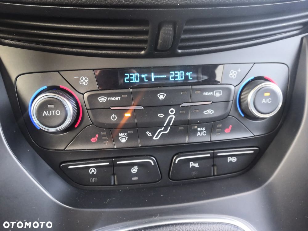 Ford Grand C-MAX - 20