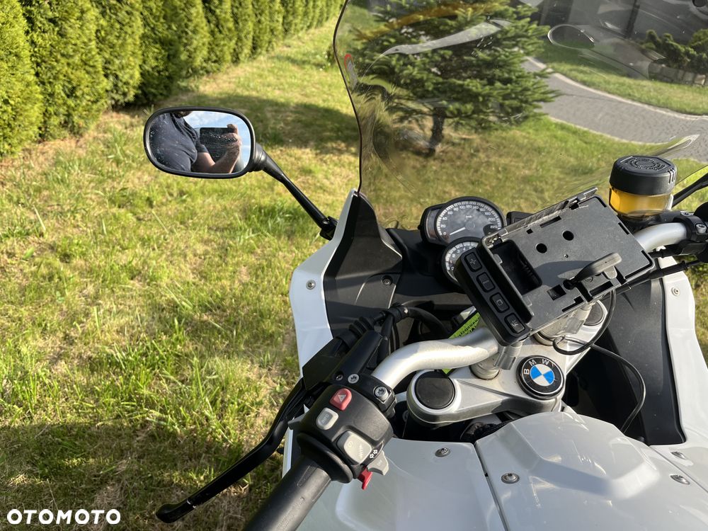 BMW F - 18