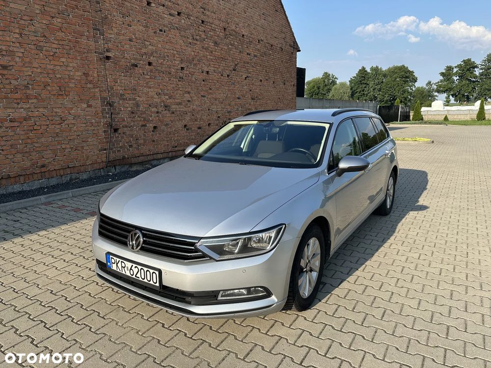 Volkswagen Passat 2.0 TDI (BlueMotion Technology) Comfortline - 1