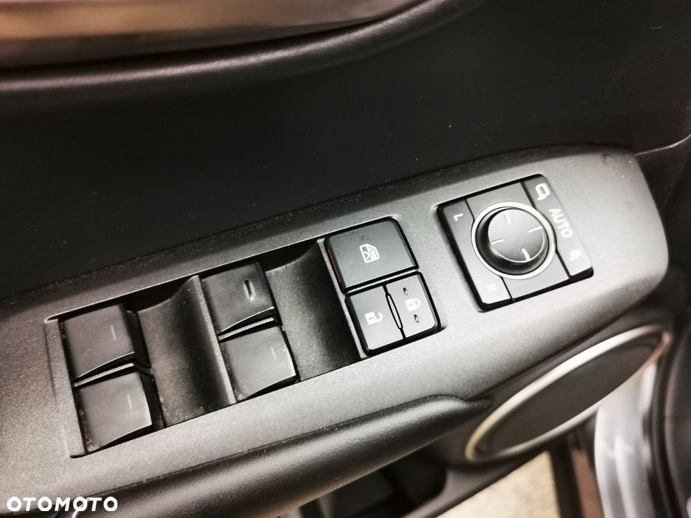 Lexus NX 300h Elite AWD - 7