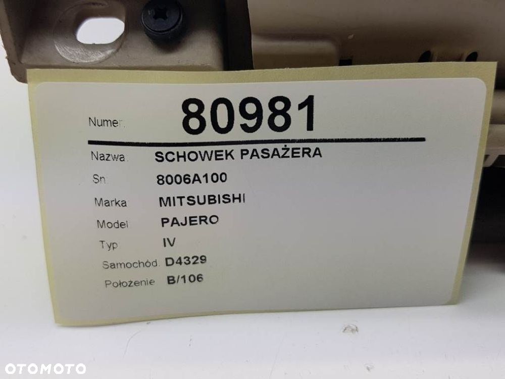 SCHOWEK PASAŻERA MITSUBISHI PAJERO IV EUROPA - 2