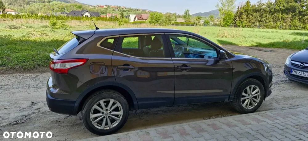 Nissan Qashqai 1.2 DIG-T Visia - 6