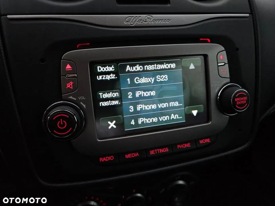 Alfa Romeo Mito TB 1.4 16V MultiAir TCT Racer - 16