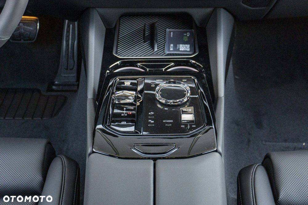 BMW Seria 5 - 21