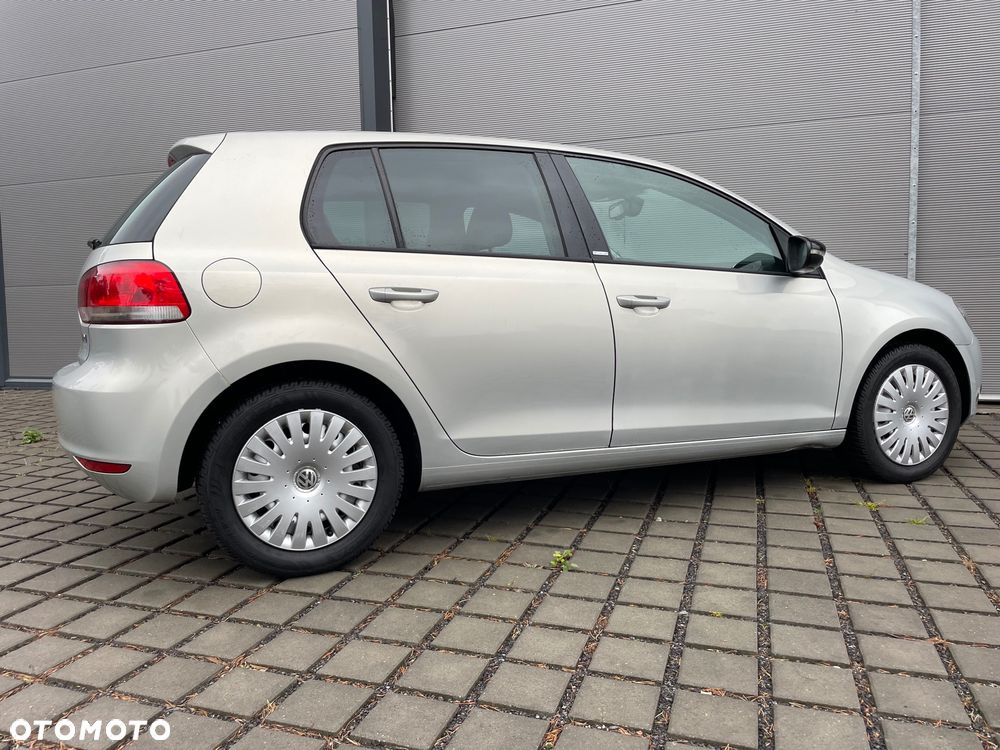Volkswagen Golf 1.6 TDI DPF BlueMotion Technology Style - 18
