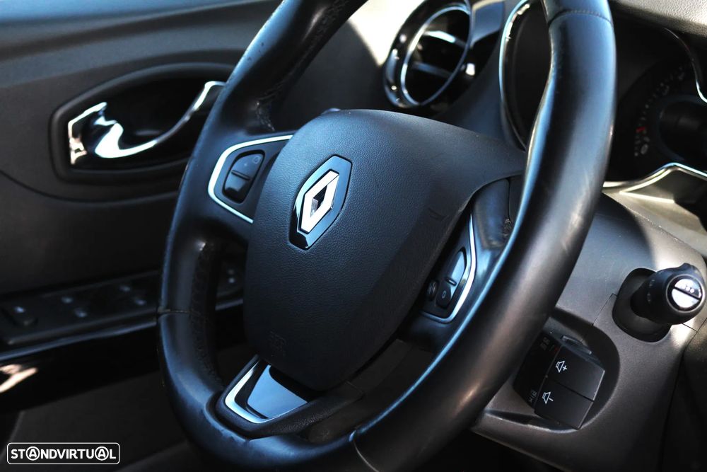 Renault Captur ENERGY TCe 120 EDC LIMITED - 23