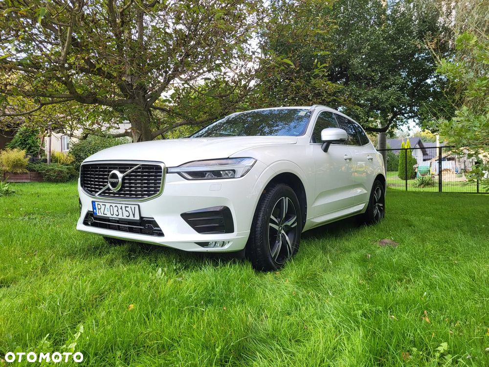 Volvo XC 60 T5 R-Design - 1
